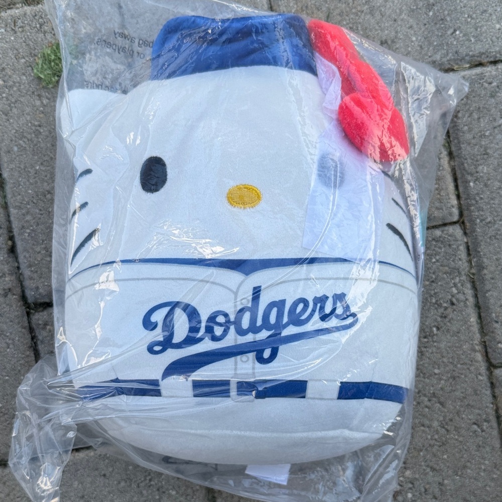 Dodgers Hello Kitty Squishmallow